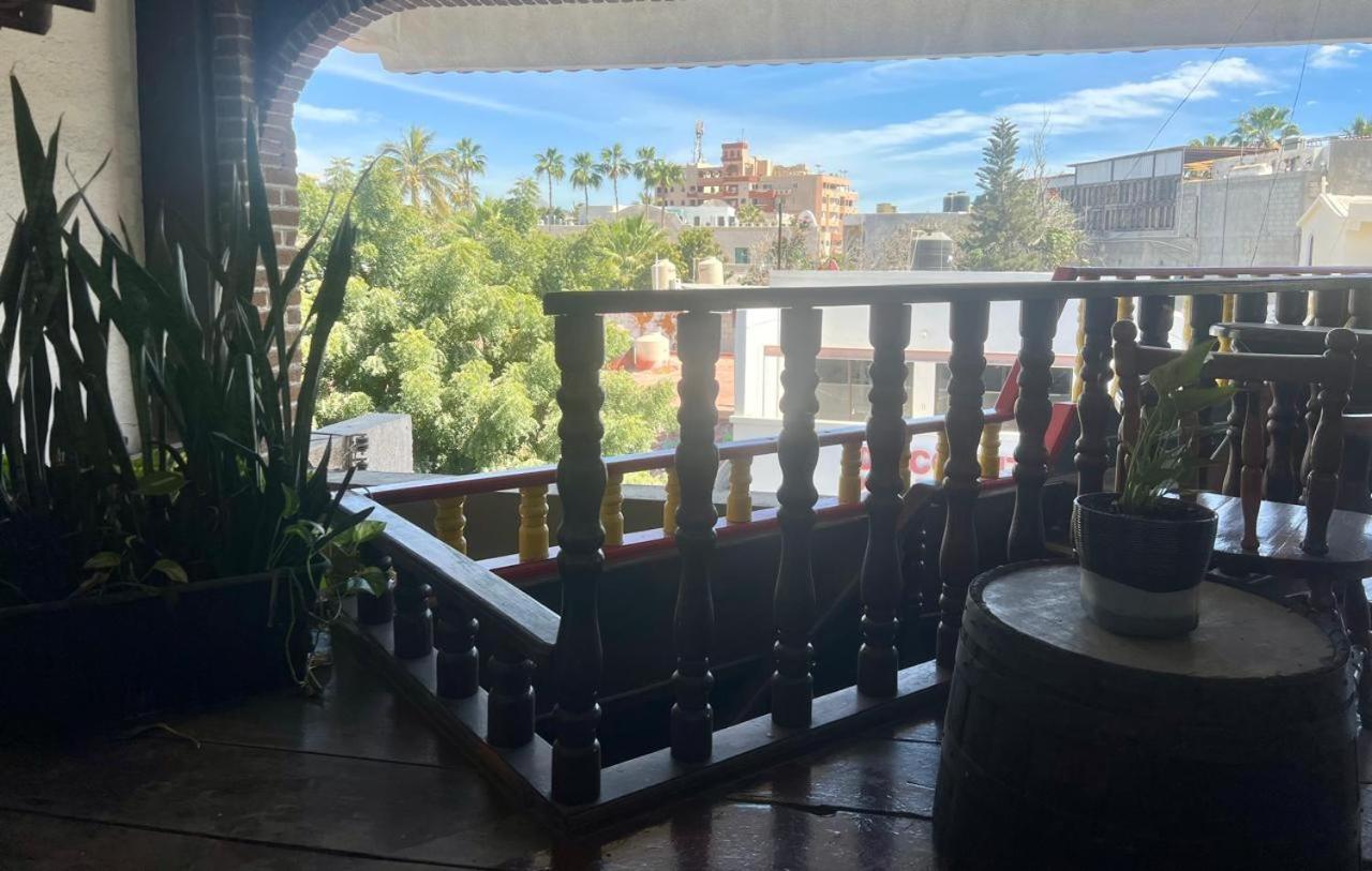Tortuga Hotel Cabo San Lucas Bagian luar foto